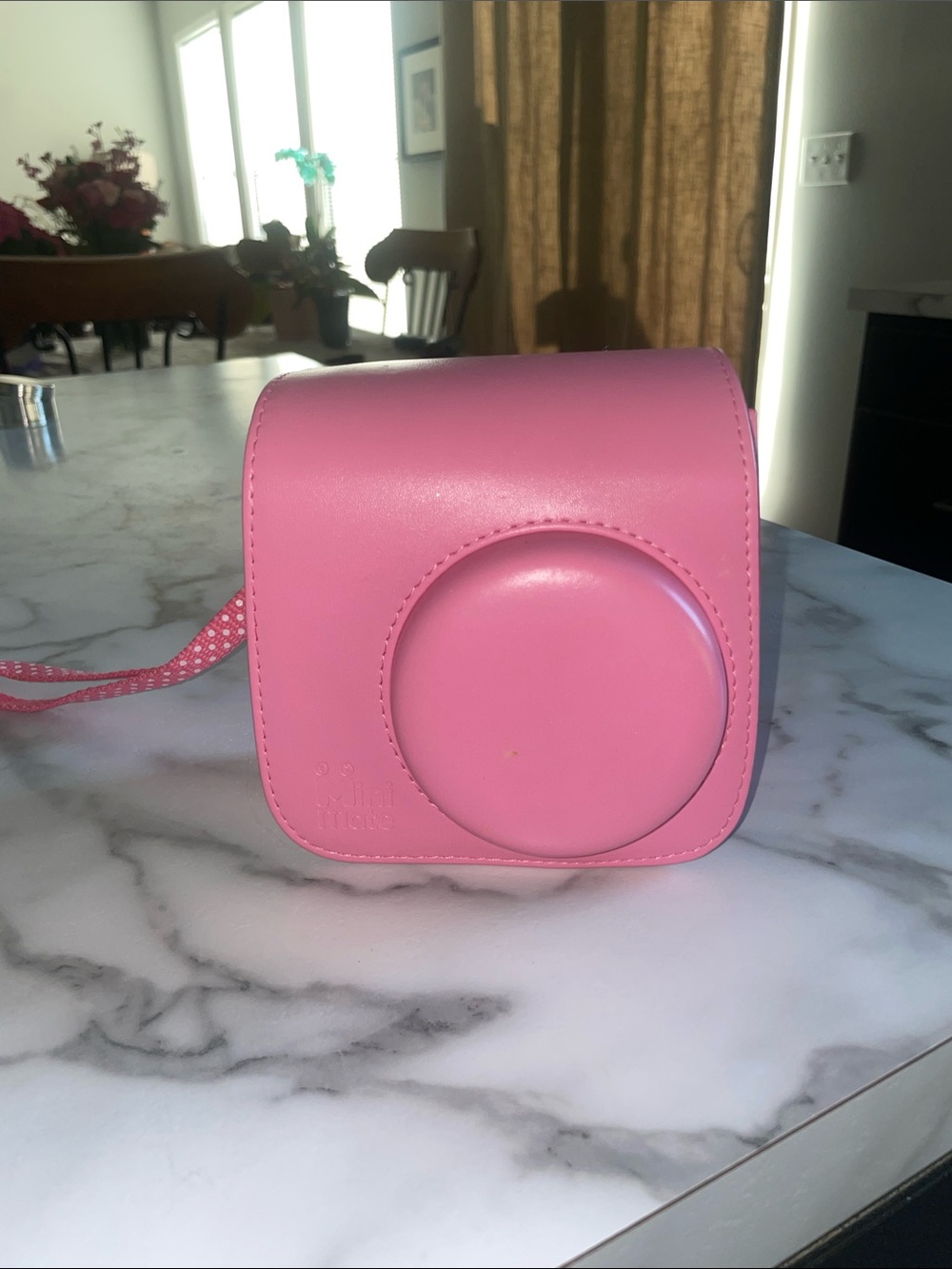Fujifilm Instax Mini 9 Polaroid Camera with Bright Pink Matching Case - Picture 7 of 7